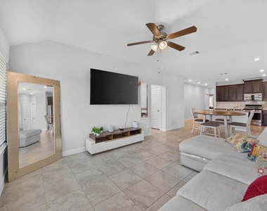 11427 Harmony Summit Trace - Photo Thumbnail 18