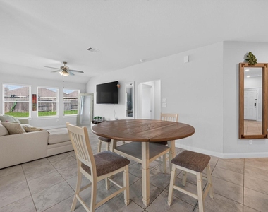 11427 Harmony Summit Trace - Photo Thumbnail 15