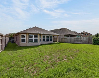 11427 Harmony Summit Trace - Photo Thumbnail 26