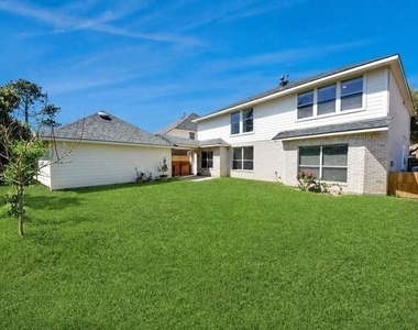 12815 Dadebrook Court - Photo Thumbnail 13