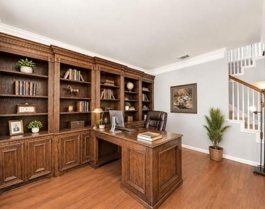 12815 Dadebrook Court - Photo Thumbnail 2