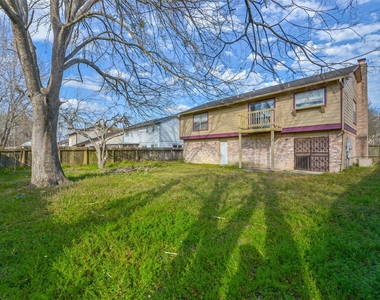 16602 Quail Dale Drive - Photo Thumbnail 17
