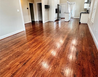 1815 Chapman Street - Photo Thumbnail 8