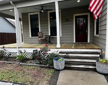 1815 Chapman Street - Photo Thumbnail 23