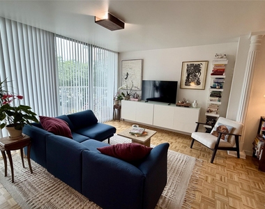 3600 Montrose Boulevard - Photo Thumbnail 7