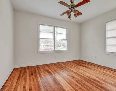 1343 Gardenia Drive - Photo Thumbnail 19