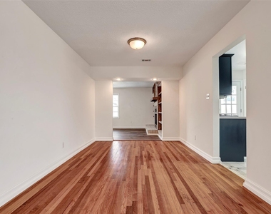 1343 Gardenia Drive - Photo Thumbnail 11