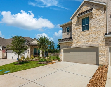 511 Water Ash Court - Photo Thumbnail 8