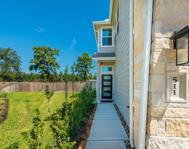 511 Water Ash Court - Photo Thumbnail 9