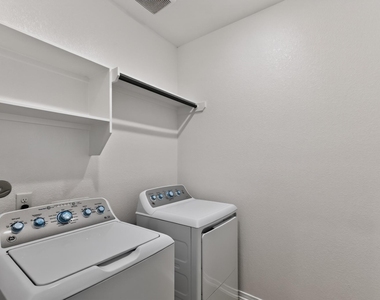 511 Water Ash Court - Photo Thumbnail 37