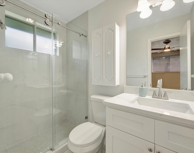 1003 Richvale Lane - Photo Thumbnail 17