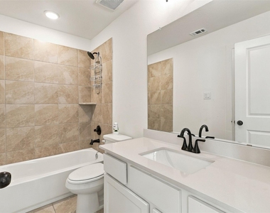 2922 Opal Ivory Way - Photo Thumbnail 28