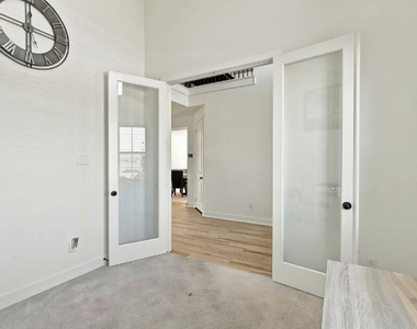 2922 Opal Ivory Way - Photo Thumbnail 2