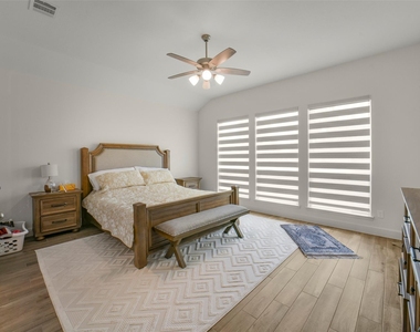 1910 Longcroft Lane - Photo Thumbnail 24