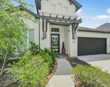 1910 Longcroft Lane - Photo Thumbnail 2