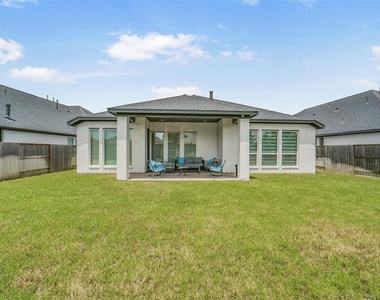 1910 Longcroft Lane - Photo Thumbnail 41