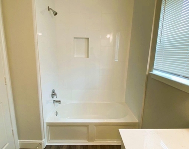 8237 Locksley Road - Photo Thumbnail 12