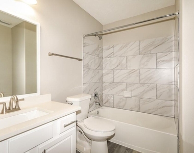 12254 Lavon Drive - Photo Thumbnail 13