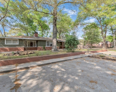 602 Everett Street - Photo Thumbnail 44