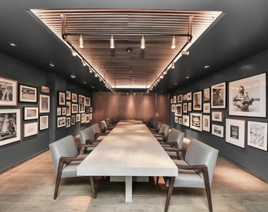 1300 Lamar Street Street - Photo Thumbnail 36