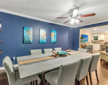 5610 Duxbury Street - Photo Thumbnail 6