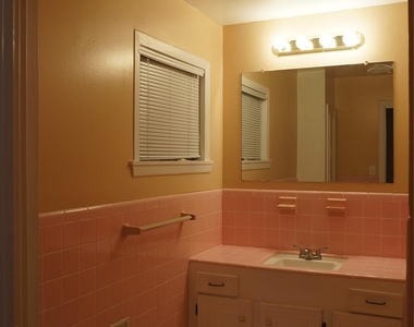 9905 Westview Drive - Photo Thumbnail 25