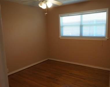 9905 Westview Drive - Photo Thumbnail 24