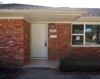 9905 Westview Drive - Photo Thumbnail 1