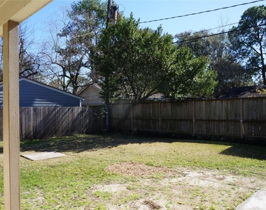 9905 Westview Drive - Photo Thumbnail 35