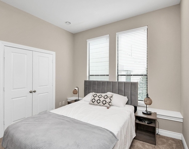 2110 Holman Street - Photo Thumbnail 16