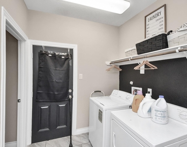 2110 Holman Street - Photo Thumbnail 15