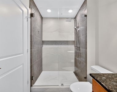 100 Willard Street - Photo Thumbnail 12