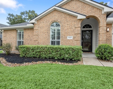 8126 Sports Haven Drive - Photo Thumbnail 3