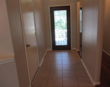 9302 Lakeway View Lane - Photo Thumbnail 1