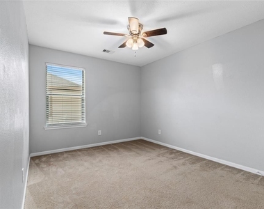 4315 Foster Gardens Lane - Photo Thumbnail 20
