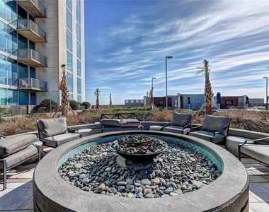 5925 Almeda Road - Photo Thumbnail 7