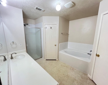 29022 Fox Fountain Lane - Photo Thumbnail 8