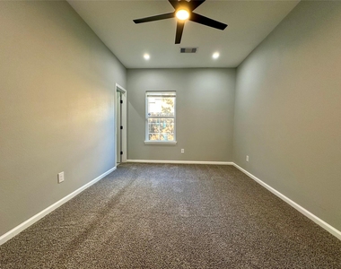 7234 Saint Augustine Street - Photo Thumbnail 16