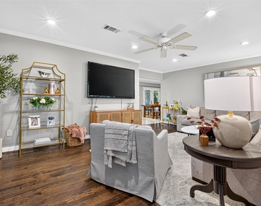 2219 Libbey Drive - Photo Thumbnail 4
