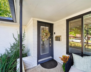 2219 Libbey Drive - Photo Thumbnail 2