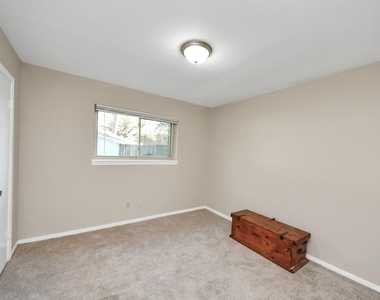 902 Old Mill Lane - Photo Thumbnail 26