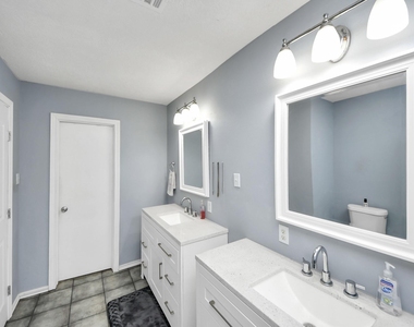 902 Old Mill Lane - Photo Thumbnail 34