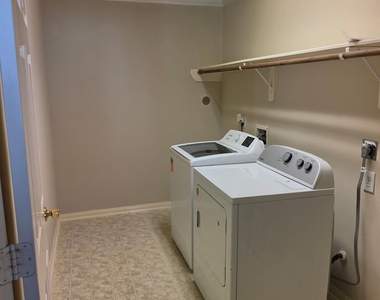 27114 Sunset Pines Drive - Photo Thumbnail 9