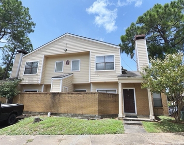 7900 Bissonnet Street - Photo Thumbnail 9