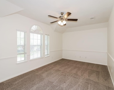 1331 Blackheath Court - Photo Thumbnail 9