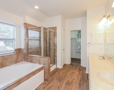 1331 Blackheath Court - Photo Thumbnail 13