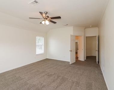 1331 Blackheath Court - Photo Thumbnail 8