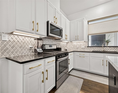 4612 Cornish Street - Photo Thumbnail 6
