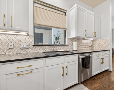 4612 Cornish Street - Photo Thumbnail 7