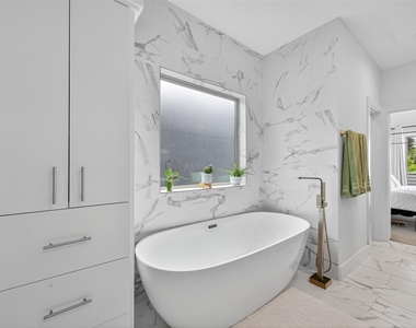 1712 Schweikhardt Street - Photo Thumbnail 27